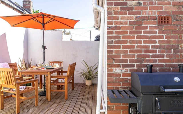 The Terrace - Light Bright Characterful Near Beaches