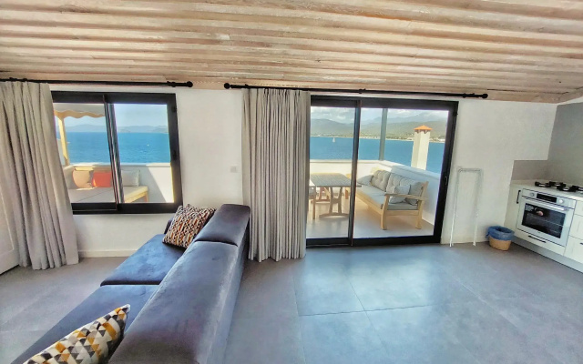 Ece Hotel Sovalye Island