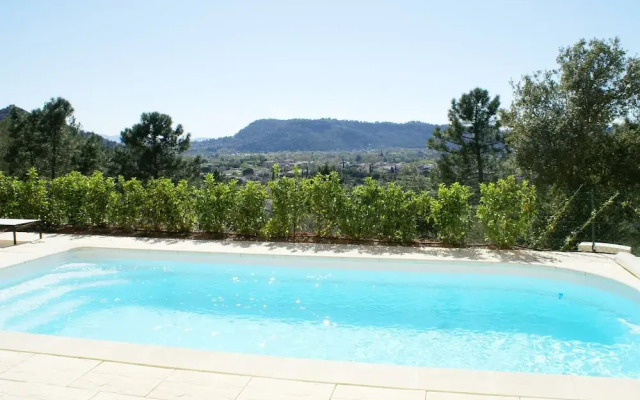 Beautiful Villa in Vidauban with Swimming Pool