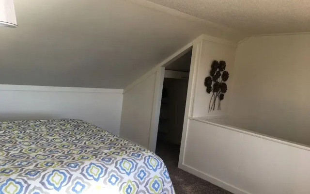 Fife Lake Lodging