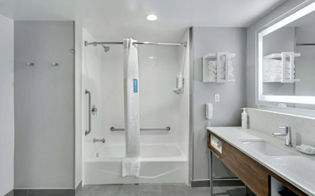 Hampton Inn Houston-Pearland