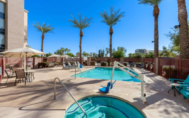 Hampton Inn & Suites Phoenix/Gilbert