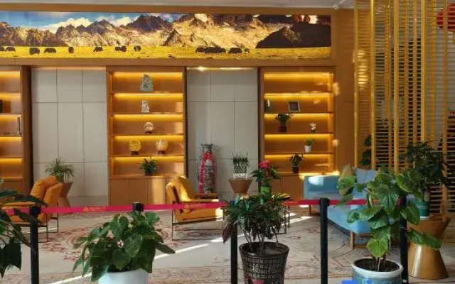 Guazhou Yuanquanhu Hotel Apartment