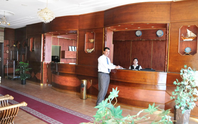 Arinza Tower Quality Suites