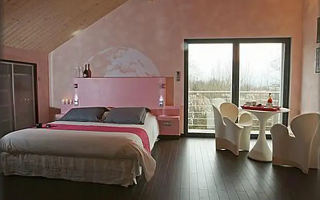 Maison At Home - Luxe Design