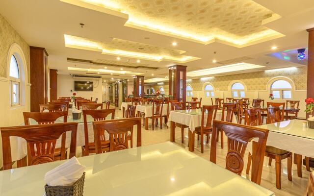 Golden Sun Hotel