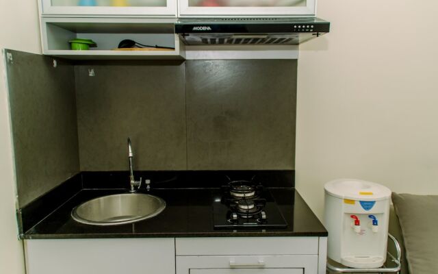 Modern Look 2Br Green Pramuka City Apartment Near Mall