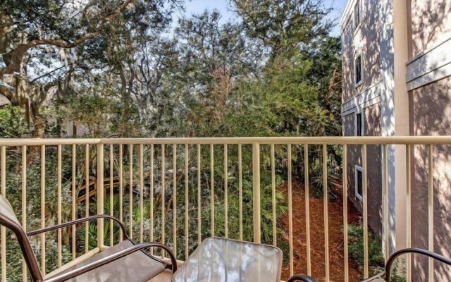 2065 Beachwood