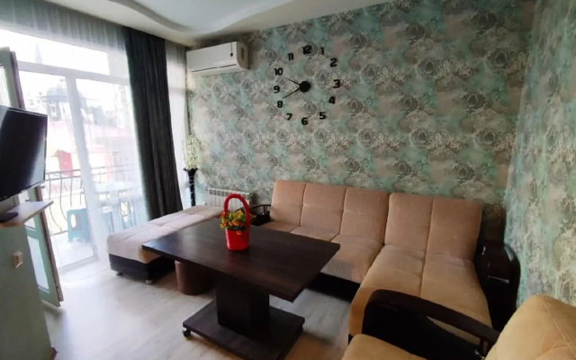Квартира у приморского парка - Hotel in باطومي - Photo 3