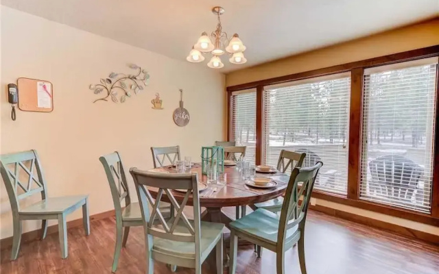White Elm Lane 21