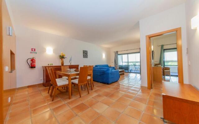 B39 - Marina Hill Apartment