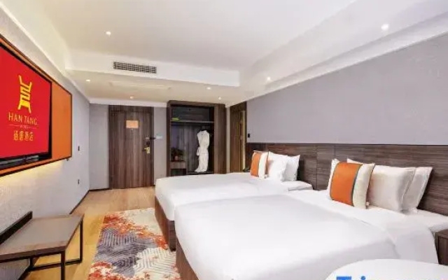Hantang Hotel (Zhengzhou Railway Station West Plaza 27)