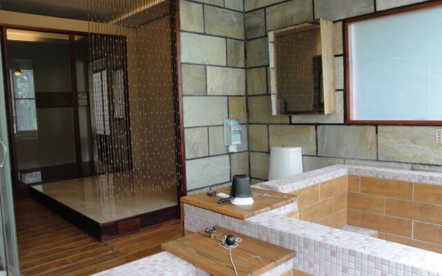 WULAI SungLyu spring resort