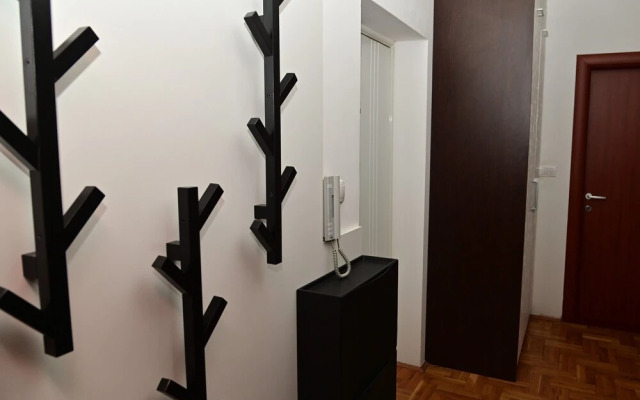 HomeRent White