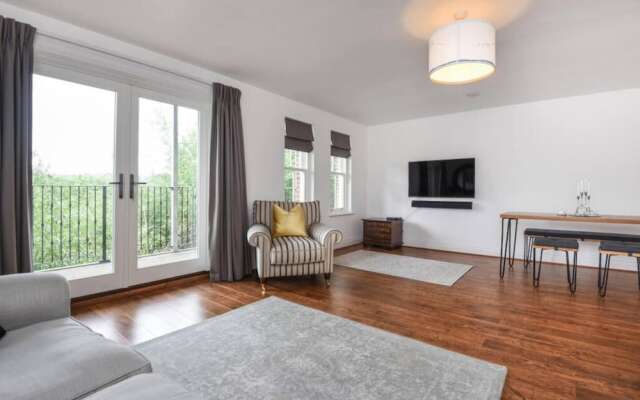 Spacious 2-bed Apartment in Oxford