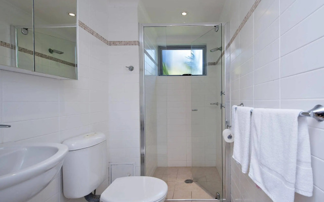 Shoal Bay Beachclub Apartments