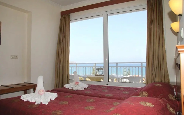 Hermes Apartments