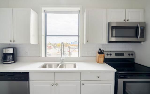 Sonder at Euclid Court