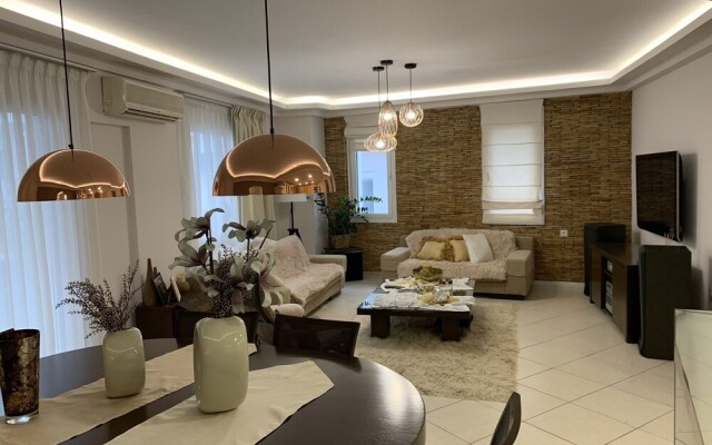 Bright Luxury apt Near Beach and City Center