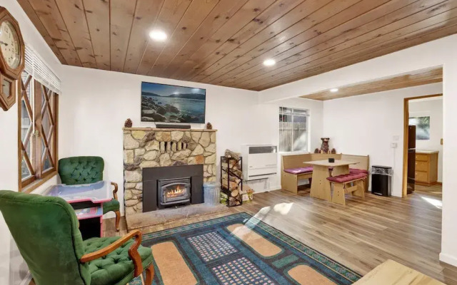 Highland Oaks Retreat #2492