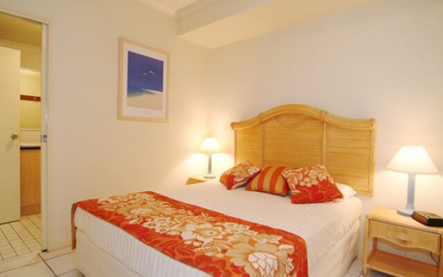 Comfort Inn & Suites Trinity Beach Club