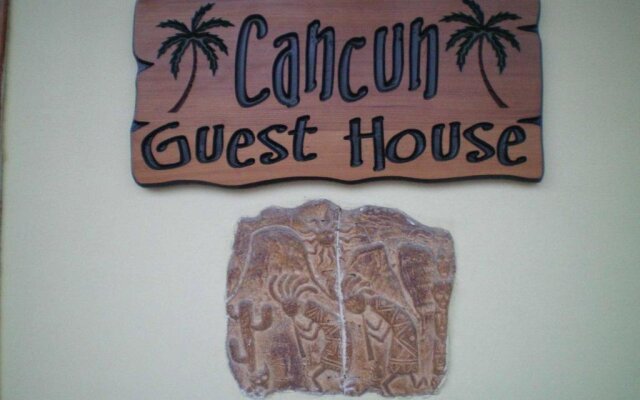 Cancun Guest House 1