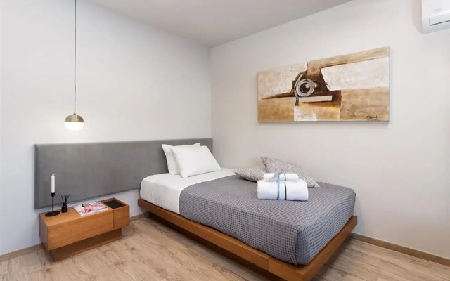 Supreme Luxury Suites by Athens Stay