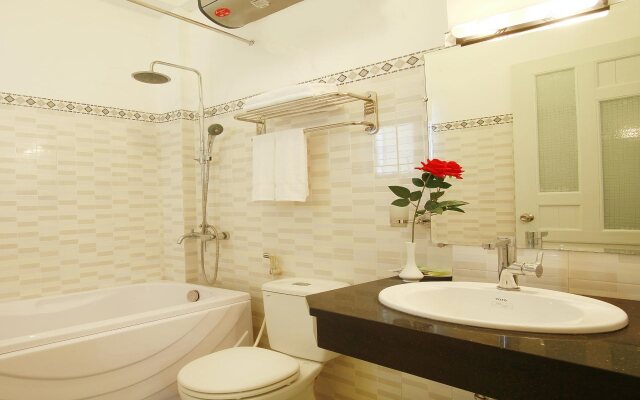 Hanoi Delica Hotel