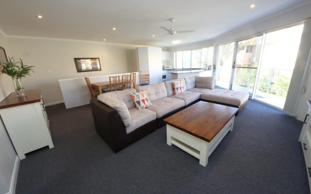 Ocean Shores 7 South West Rocks