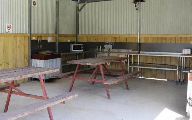 Avondel Caravan Park