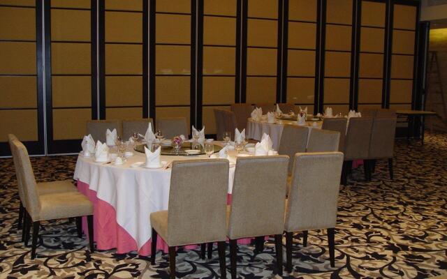 Guangdong Victory Hotel - Free shuttle bus to exhibition center during Canton Fair