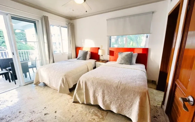 Beauty Pool Views Aparment With Private Beach O201