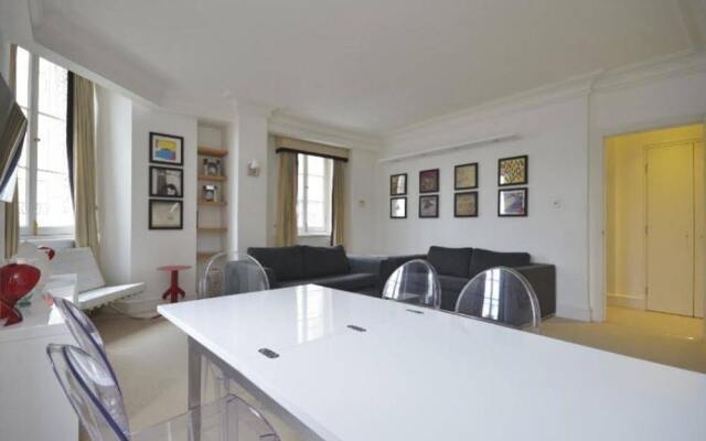Uber London Trafalgar Apartments