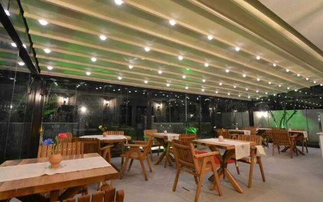 Dalyan Risus Suite