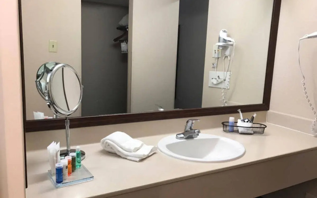 Radisson Hotel Louisville North