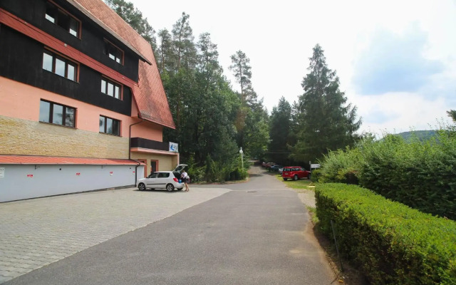 Hotel Laguna Slapy