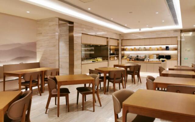 Ji Hotel Shanghai Meilan Lake Mei'an Road