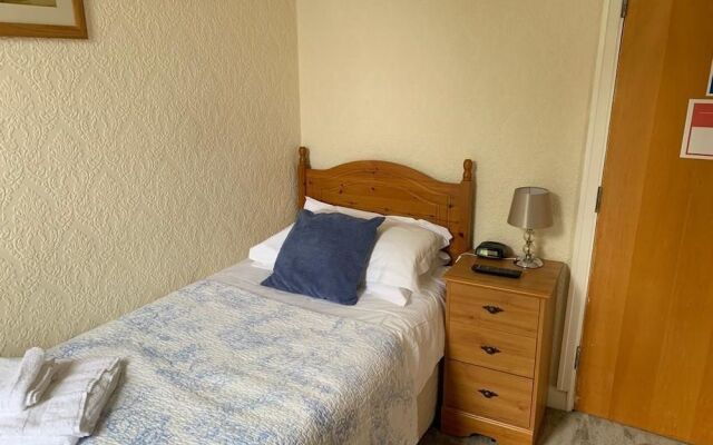 Kingsway GuestHouse