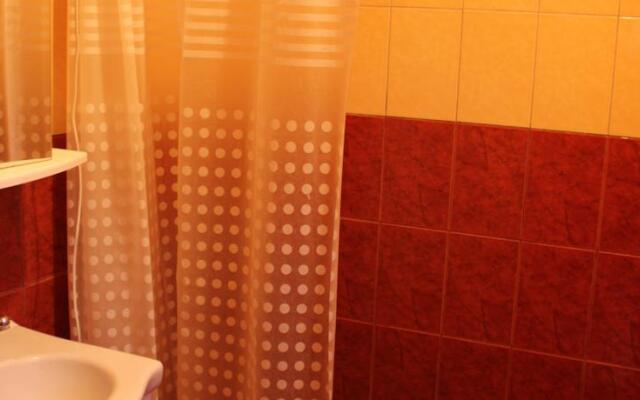 Alina Apartments