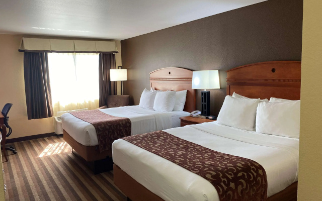 Best Western Manhattan Inn