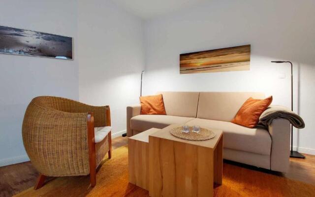 Ferienwohnung-24-in-der-Residenz-Meeresbrandung-mit-Meerblick