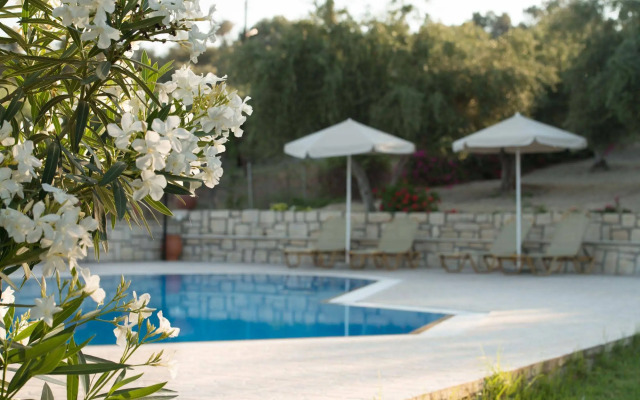 Villas Lefkothea