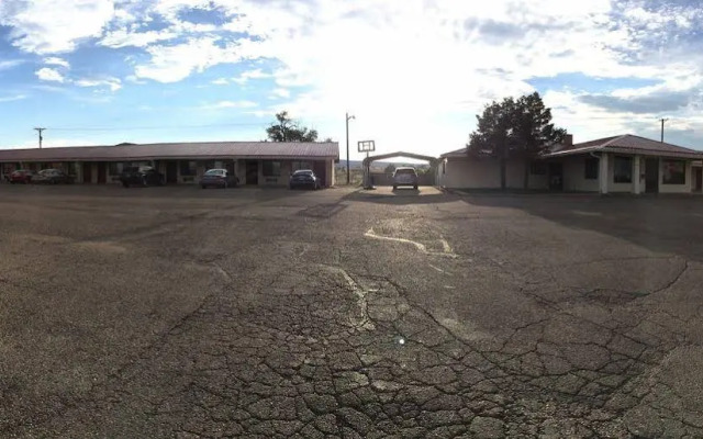 Regal Motel in Las Vegas, New Mexico