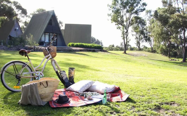 Esperance Chalet Village