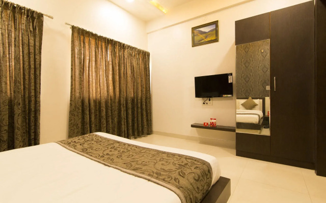 Hotel Everest Inn by OYO Rooms