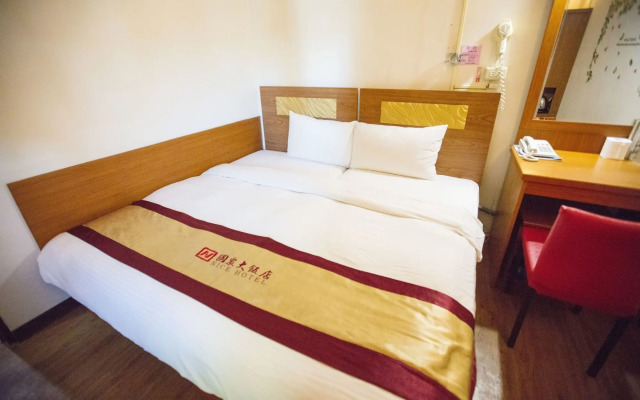 Nice Hotel