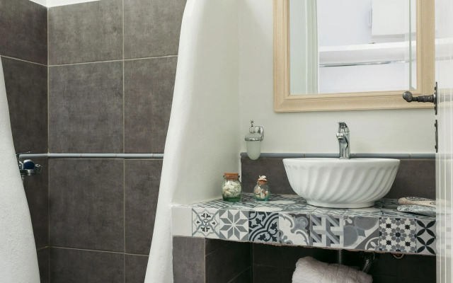 Skaris Homes