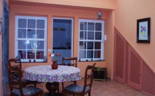 Yagui Apartments & Suites