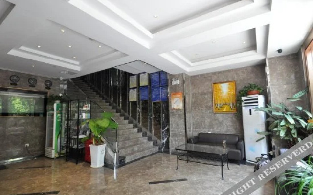 Nanjing Yuting Hotel (Zhongshan Mausoleum Scenic Area)