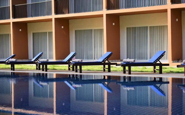 Teak Wing Hotel Samui